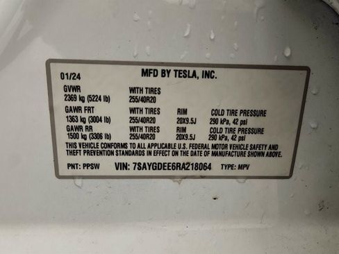 Used 2024 Tesla Model Y Long Range image 22