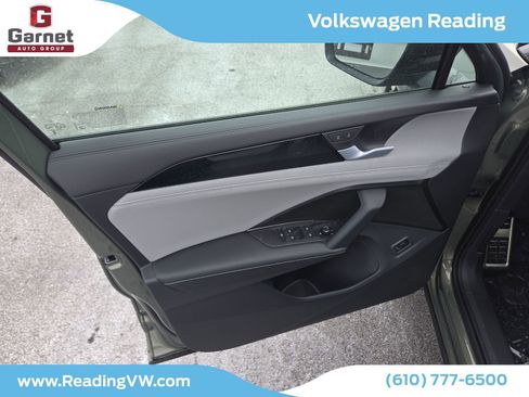 New 2026 Volkswagen Tiguan SE R-Line image 10