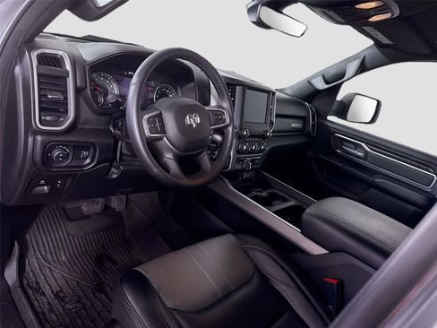Used 2022 RAM 1500 Big Horn AWD/4WD image 3
