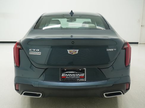 Used 2021 Cadillac CT4 Premium Luxury RWD image 5