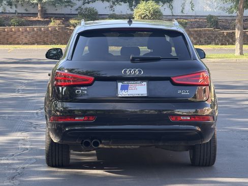 Used 2015 Audi Q3 2.0T Prestige w/ Prestige Package AWD/4WD image 5