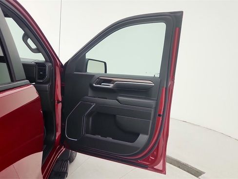 Used 2024 Chevrolet Silverado 1500 RST w/ LPO, Dark Essentials Package image 25