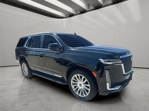 Used 2023 Cadillac Escalade Premium Luxury AWD/4WD image 7
