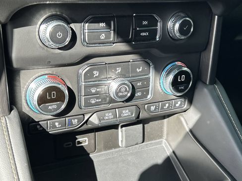 Certified 2024 GMC Yukon XL AT4 w/ Technology Package image 28