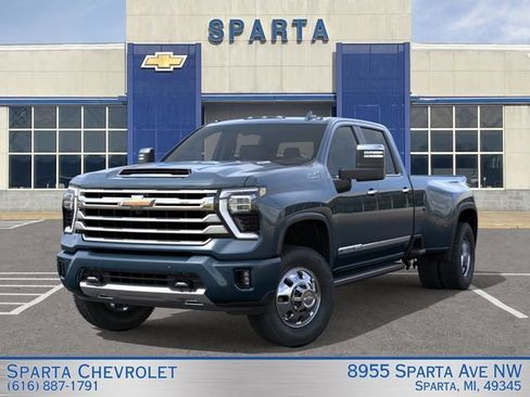 New 2026 Chevrolet Silverado 3500 High Country AWD/4WD image 6