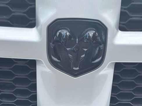 Used 2018 RAM 1500 Express w/ Express Value Package AWD/4WD image 25