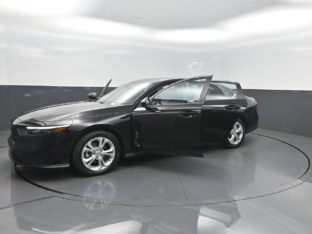 Used 2026 Honda Accord LX image 29