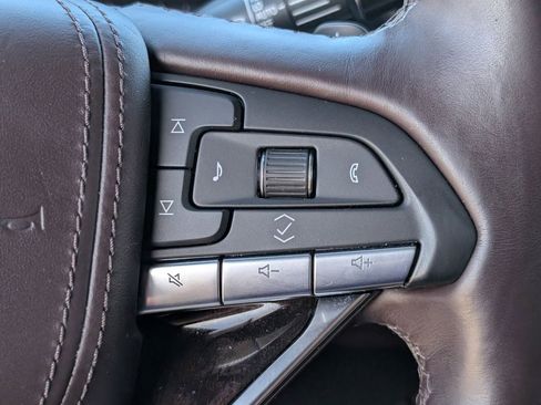 Used 2024 Cadillac Escalade ESV Sport Platinum w/ Heavy-Duty Trailer Package image 20