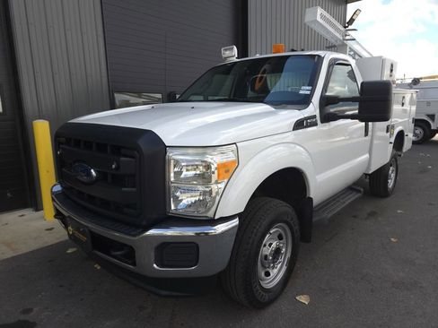 Used 2015 Ford F250 XL w/ XL Value Package image 2