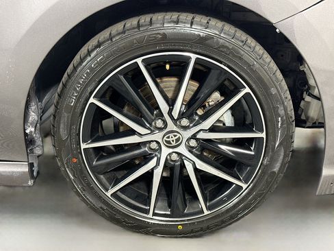 Used 2024 Toyota Camry SE w/ Cold Weather Package FWD image 41