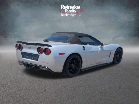 Used 2008 Chevrolet Corvette Convertible w/ Preferred Equipment Group RWD image 5