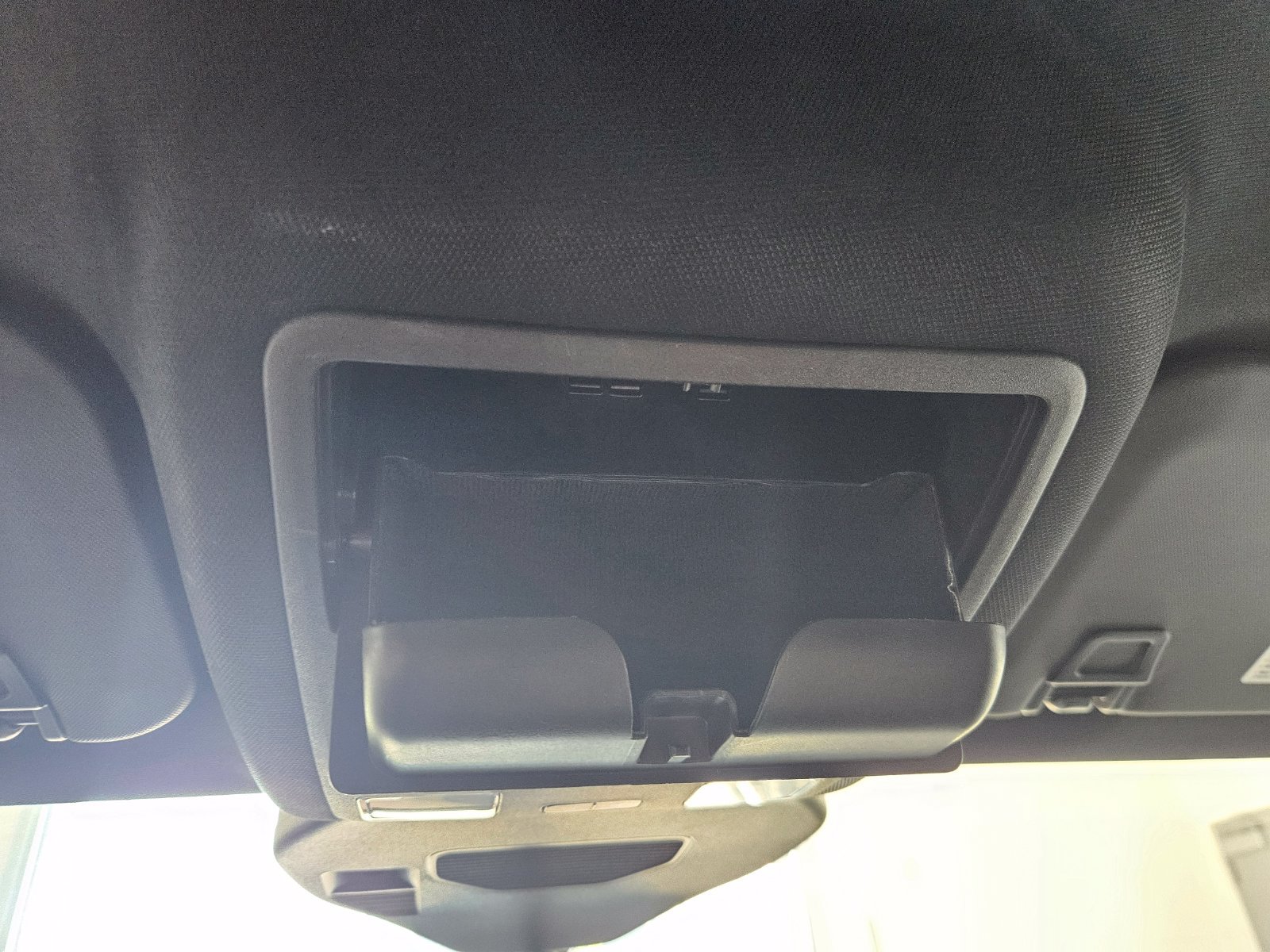 Used 2024 Ford Escape ST-Line w/ Tech Pack #1 FWD image 31