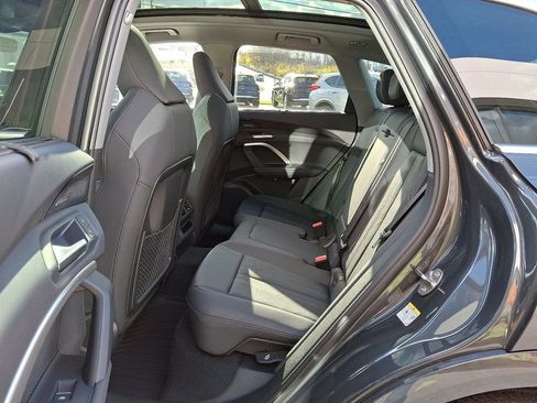 New 2025 Audi Q5 Premium Plus image 8