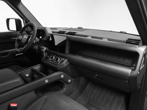Used 2023 Land Rover Defender 110 Carpathian Edition AWD/4WD image 33
