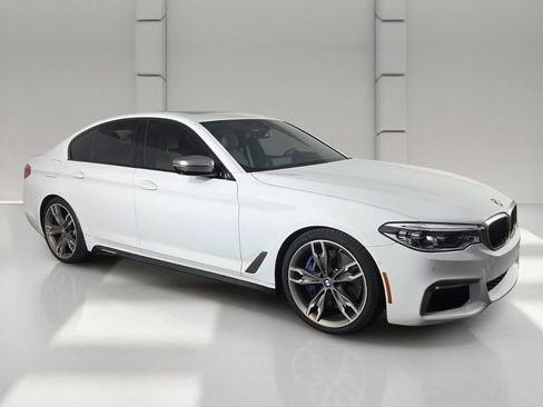 Used 2019 BMW M550i xDrive w/ Dynamic Handling Package AWD/4WD image 2