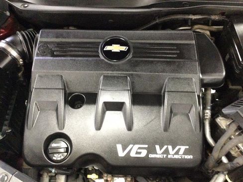 Used 2017 Chevrolet Equinox Premier w/ Enhanced Convenience Package image 30