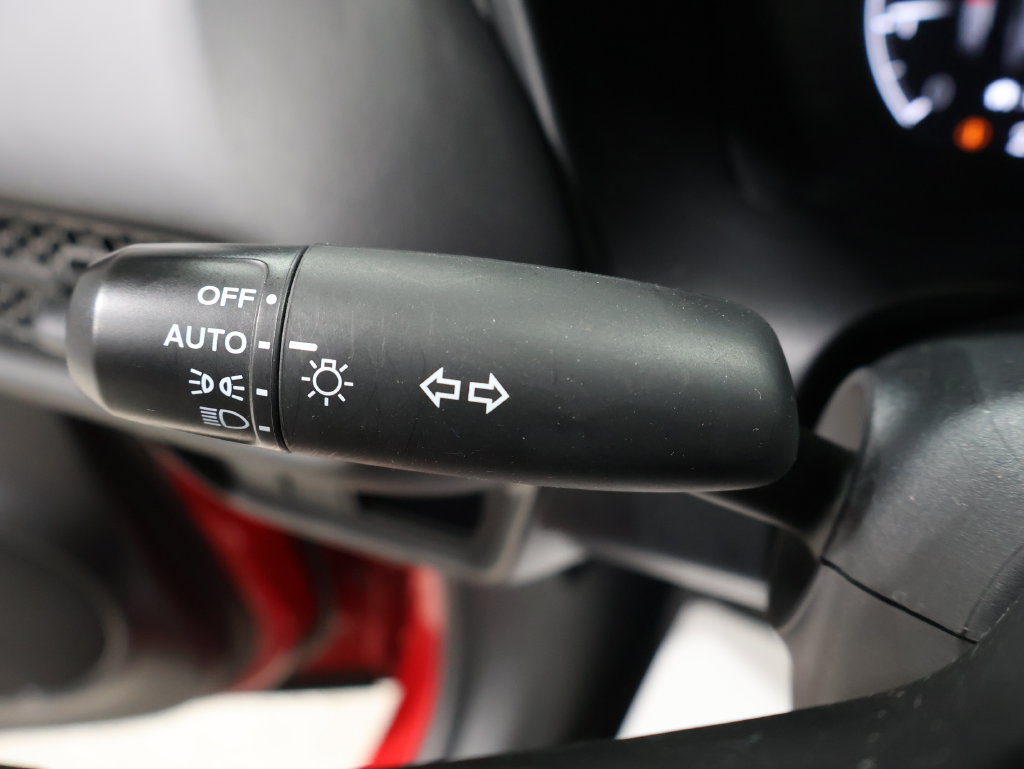 Used 2025 Honda HR-V Sport image 36