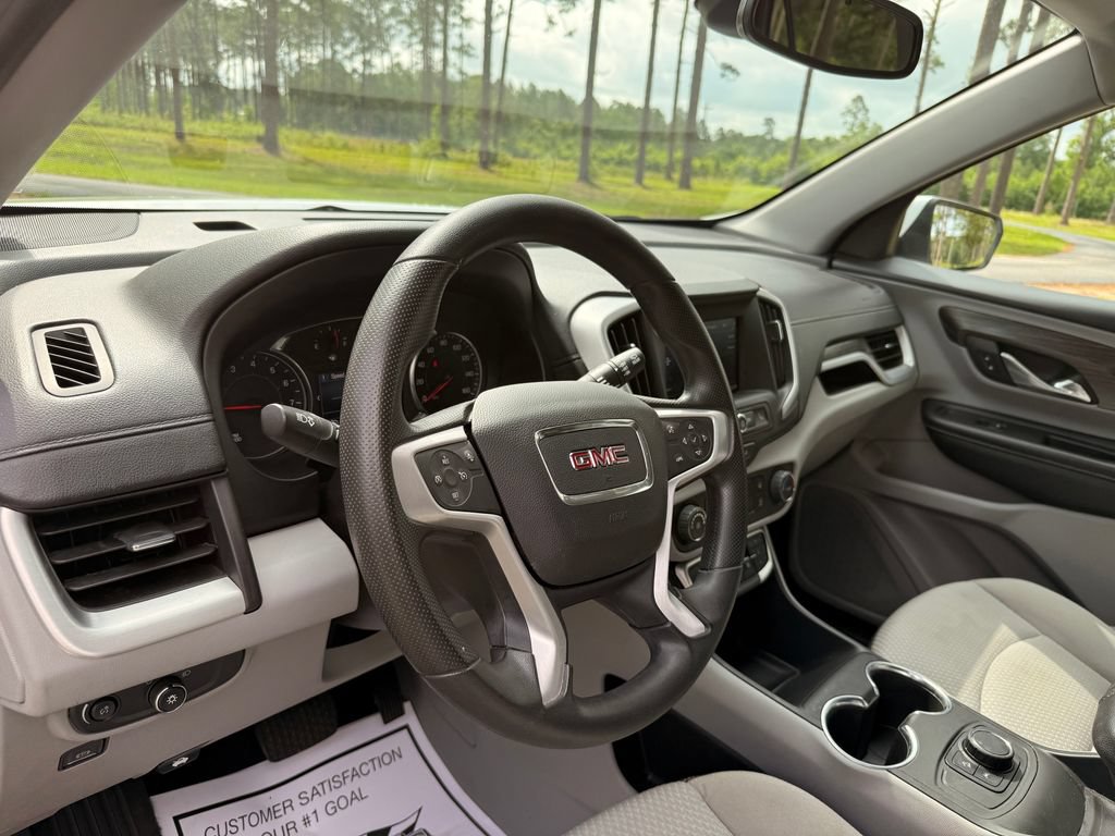 Used 2024 GMC Terrain SLE FWD image 13