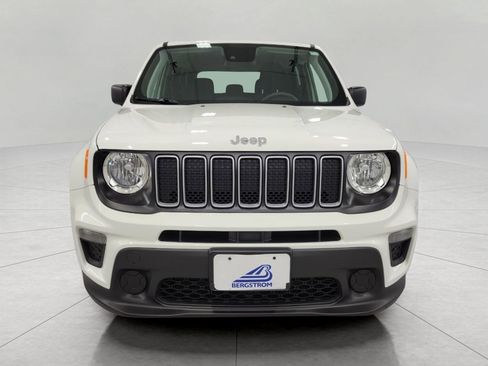 Used 2023 Jeep Renegade Latitude AWD/4WD image 43