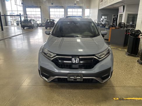 Used 2022 Honda CR-V Touring image 2