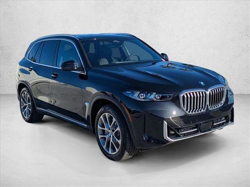 New 2026 BMW X5 xDrive50e w/ Climate Comfort Package image 7