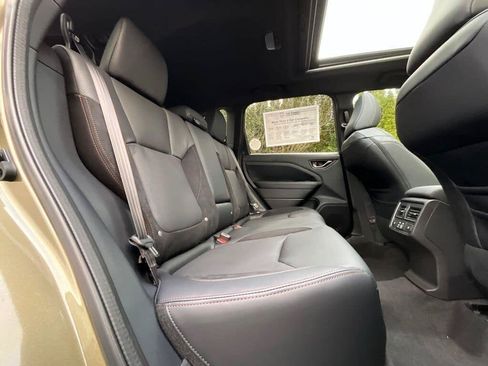 Certified 2025 Subaru Forester Touring AWD/4WD image 14