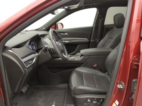 Used 2019 Cadillac XT4 Premium Luxury image 17