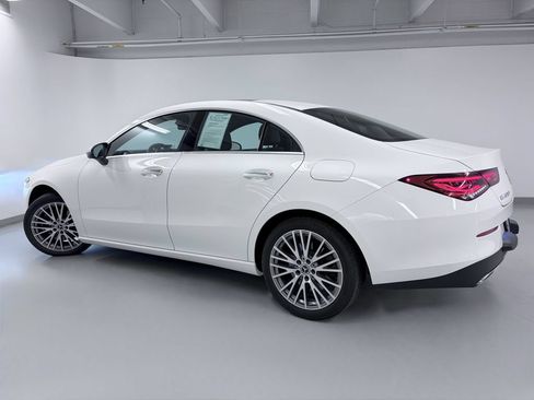 Used 2022 Mercedes-Benz CLA 250 4MATIC image 8