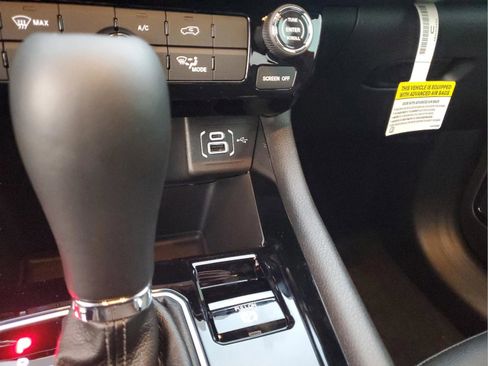 New 2026 Jeep Compass Latitude AWD/4WD image 17