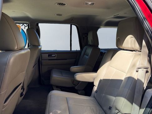 Used 2014 Ford Expedition Limited image 21