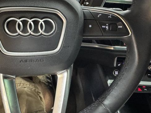 Used 2022 Audi Q3 2.0T Premium Plus AWD/4WD image 25