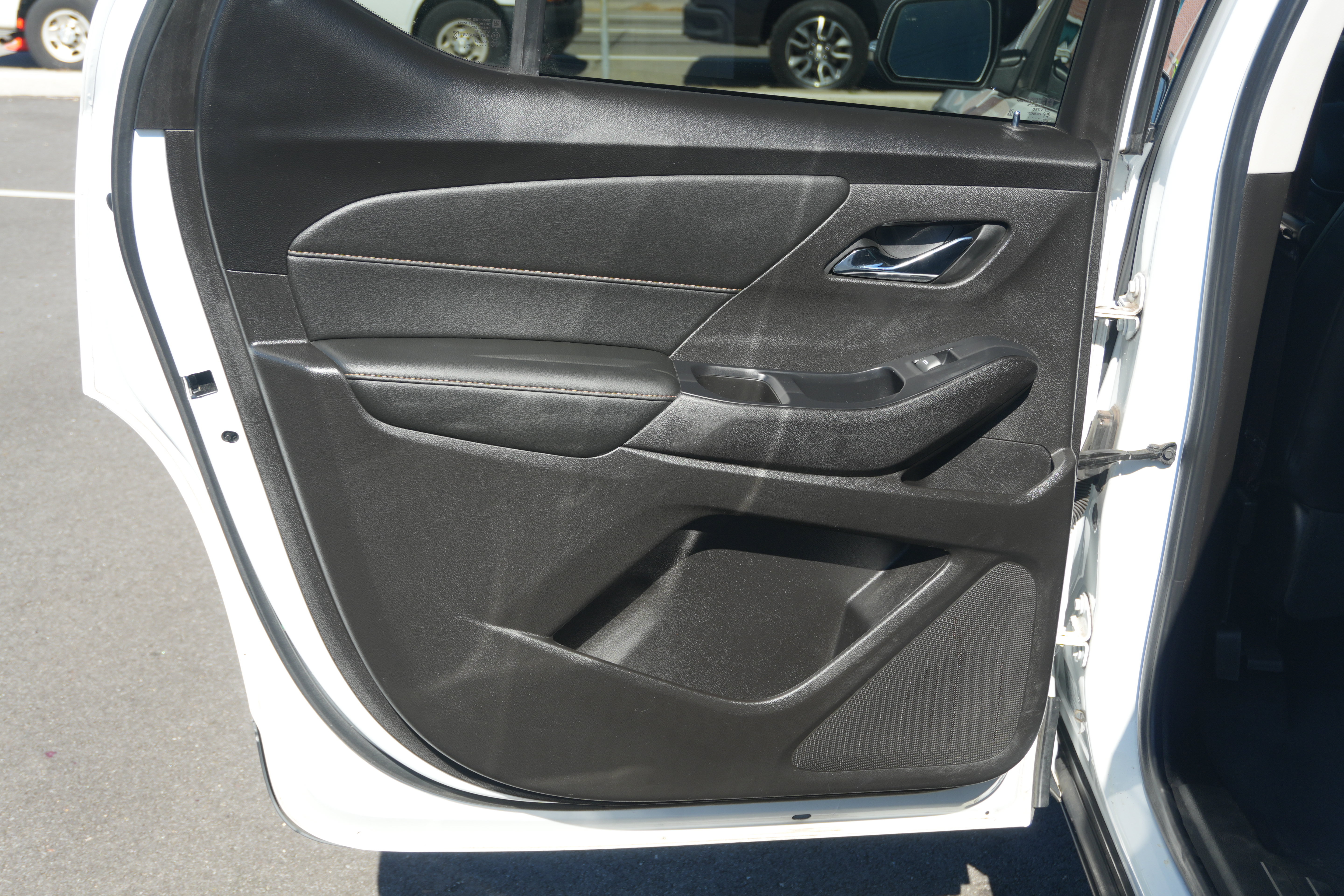 Used 2021 Chevrolet Traverse LT AWD/4WD image 22