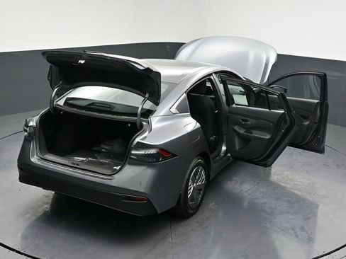 New 2026 Nissan Sentra S w/ S Cold Weather Package FWD image 31