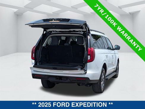 Certified 2025 Ford Expedition Active RWD image 17