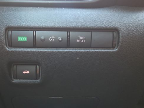 Certified 2025 Nissan Sentra S FWD image 17