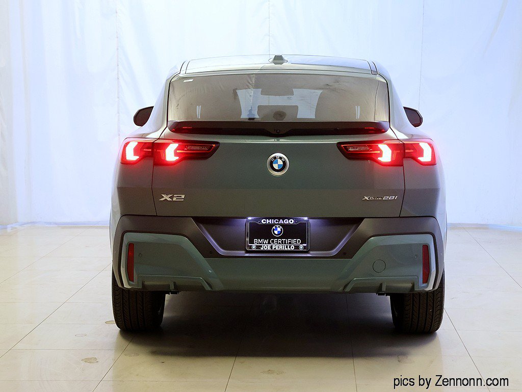 Certified 2025 BMW X2 xDrive28i AWD/4WD image 7