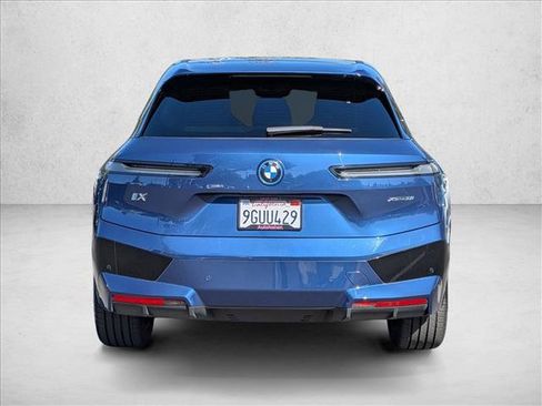Used 2024 BMW iX xDrive50 w/ Sport Package AWD/4WD image 7