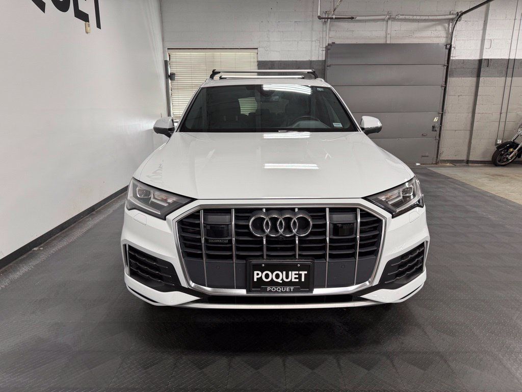 Used 2023 Audi Q7 2.0T Premium w/ Convenience Package AWD/4WD image 3