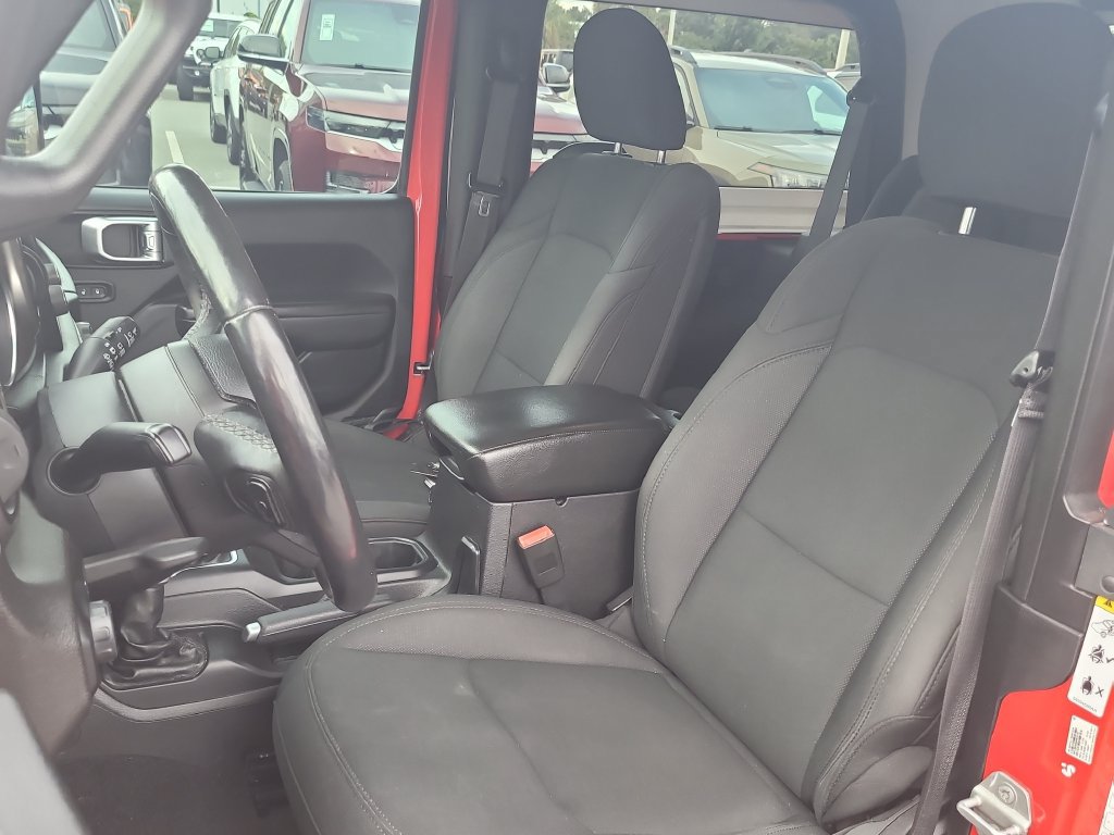 Used 2019 Jeep Wrangler Sport w/ Quick Order Package 24S AWD/4WD image 13
