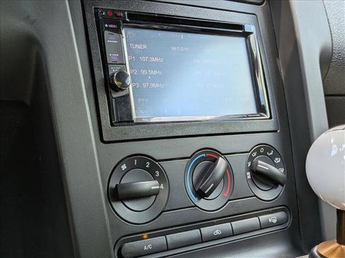Used 2006 Ford Mustang GT Premium RWD image 6