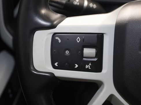 Used 2022 Land Rover Defender 110 SE image 37