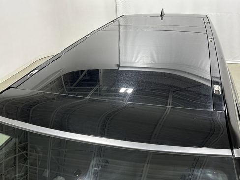 Used 2022 Rivian R1S Launch Edition image 13