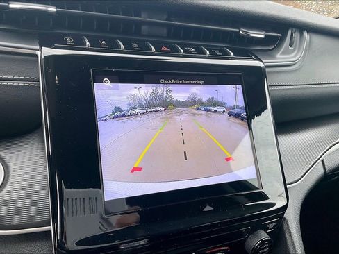 Used 2023 Jeep Grand Cherokee L Laredo image 20