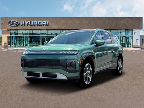 New 2026 Hyundai Ioniq 9 Limited AWD/4WD image 1