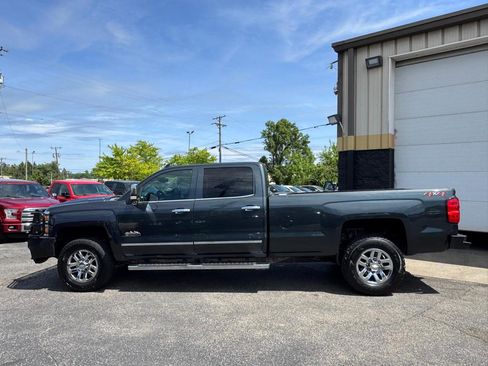 Used 2018 Chevrolet Silverado 3500 High Country w/ Duramax Plus Package AWD/4WD image 2
