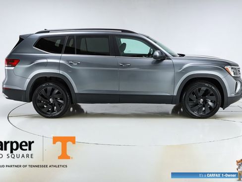Used 2024 Volkswagen Atlas SE FWD image 49