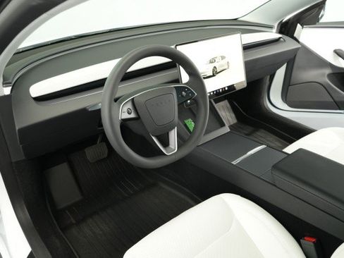 Used 2026 Tesla Model 3 RWD image 28