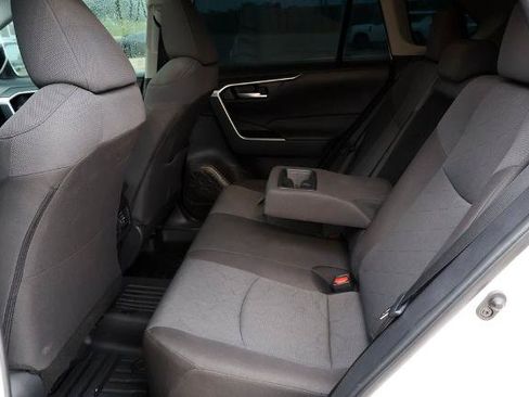 Used 2025 Toyota RAV4 XLE w/ Convenience Package FWD image 14