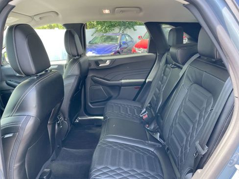 Used 2023 Ford Escape Platinum w/ Premium Technology Package image 50