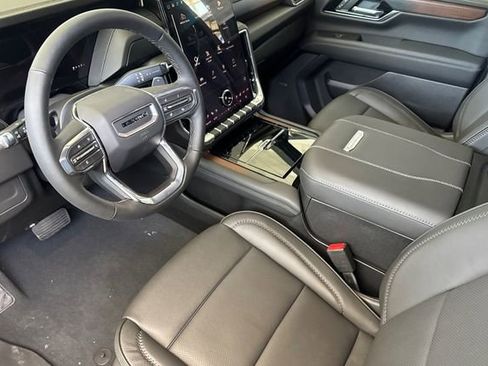 New 2026 GMC Yukon XL Denali w/ Sun & Power Step Package AWD/4WD image 7